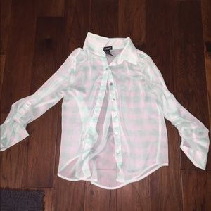 Small mint and white top